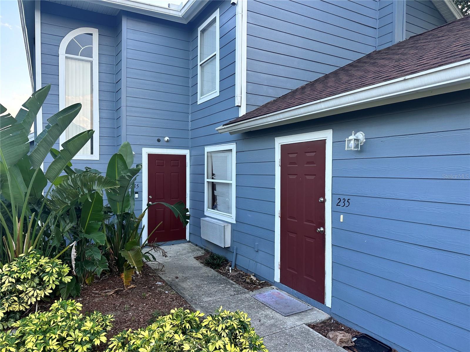 235 Mango Dr #a Property Photo