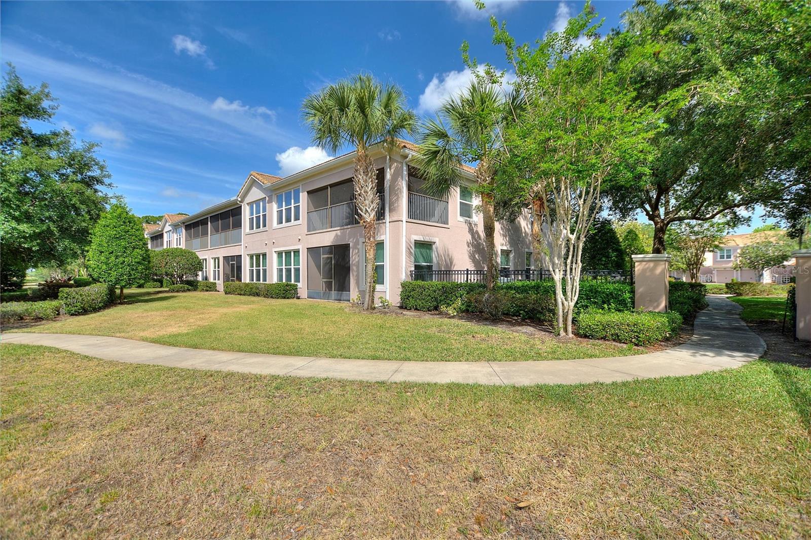 8374 Quimby Cir #8374 Property Photo 5