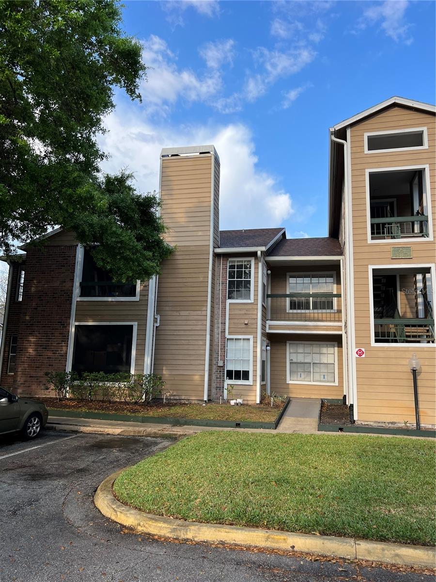 4200 Thornbriar Ln #208 Property Photo