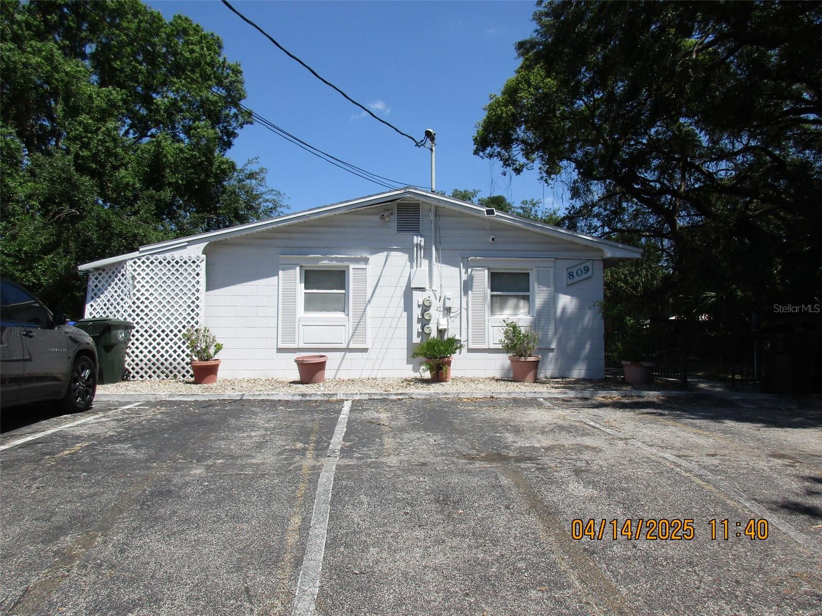 809 Ocean St Property Photo