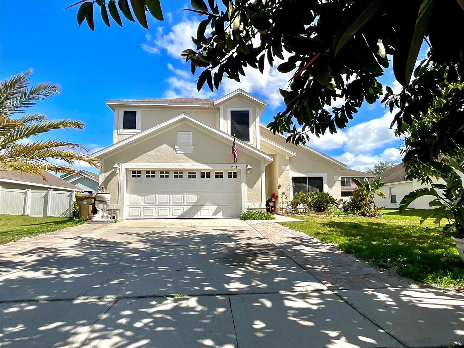2511 Balmoral Dr Property Photo