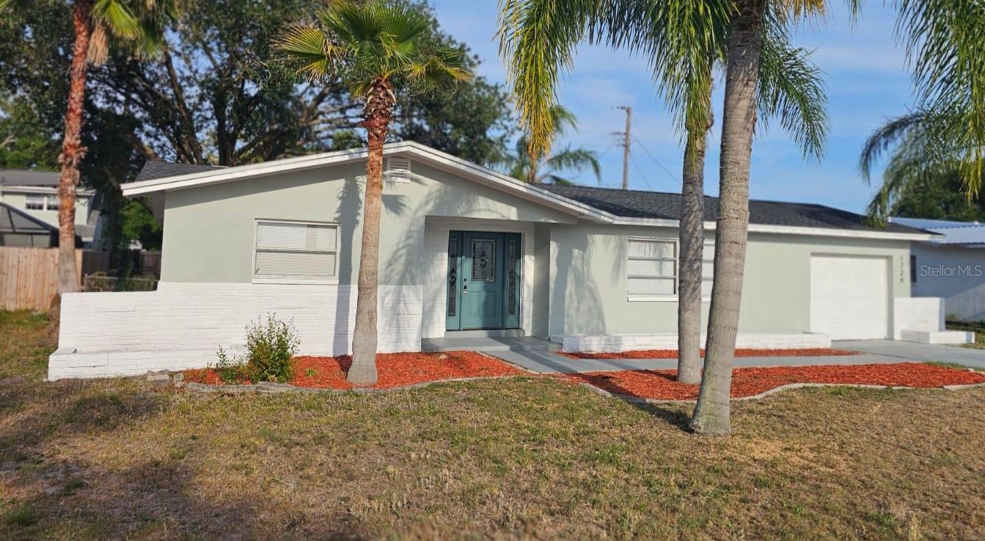 1726 Jordan Dr Property Photo 1