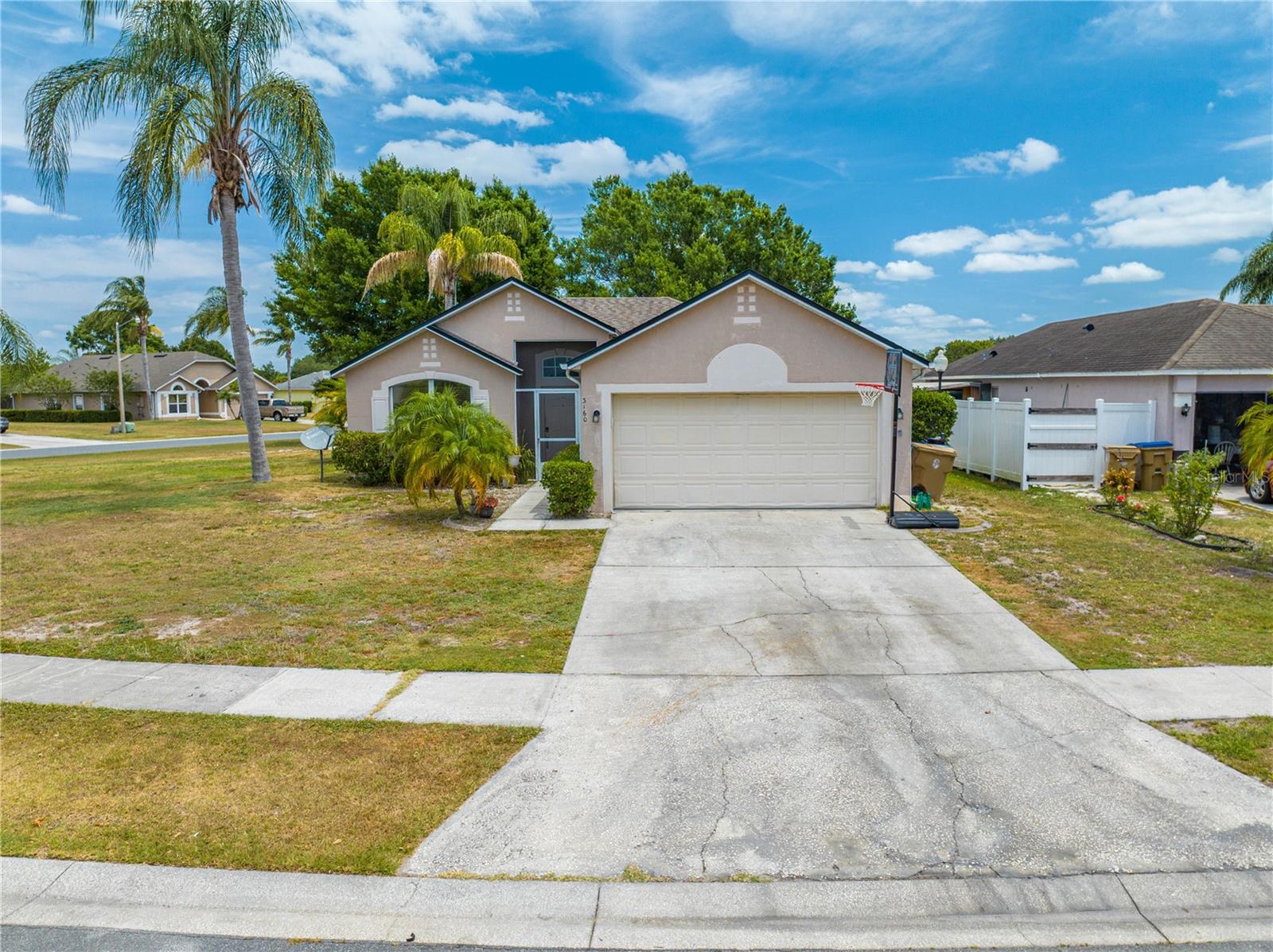 3160 Santa Cruz Dr Property Photo