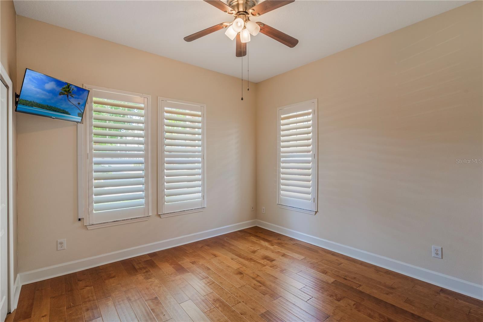 1231 Wright Cir #108 Property Photo 17