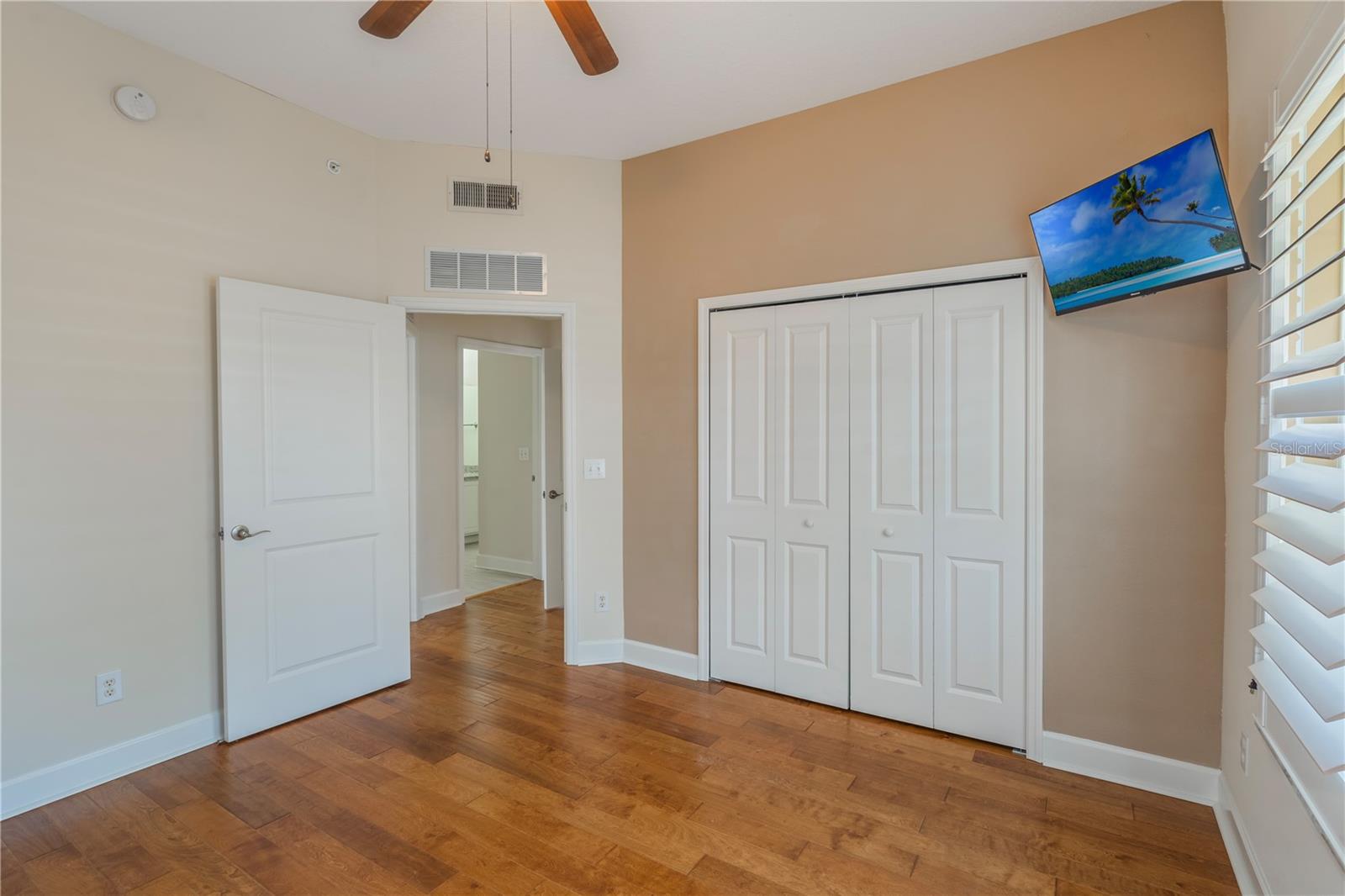 1231 Wright Cir #108 Property Photo 18