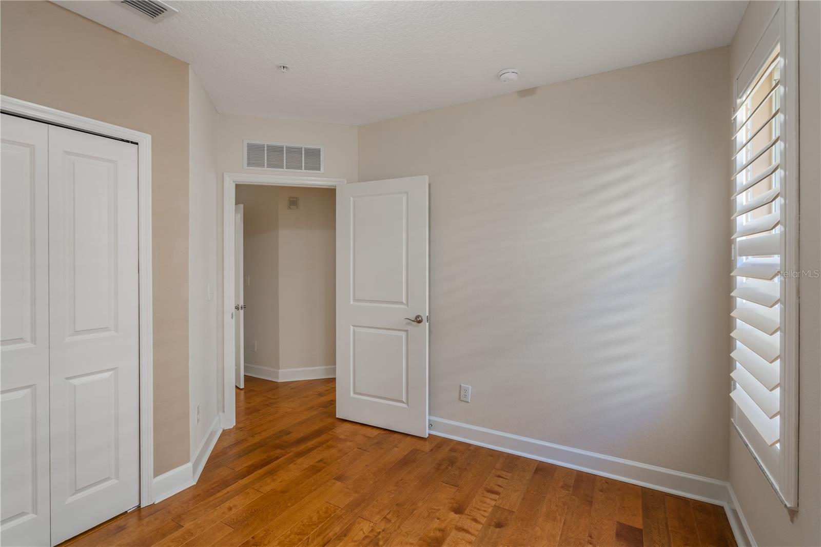 1231 Wright Cir #108 Property Photo 21