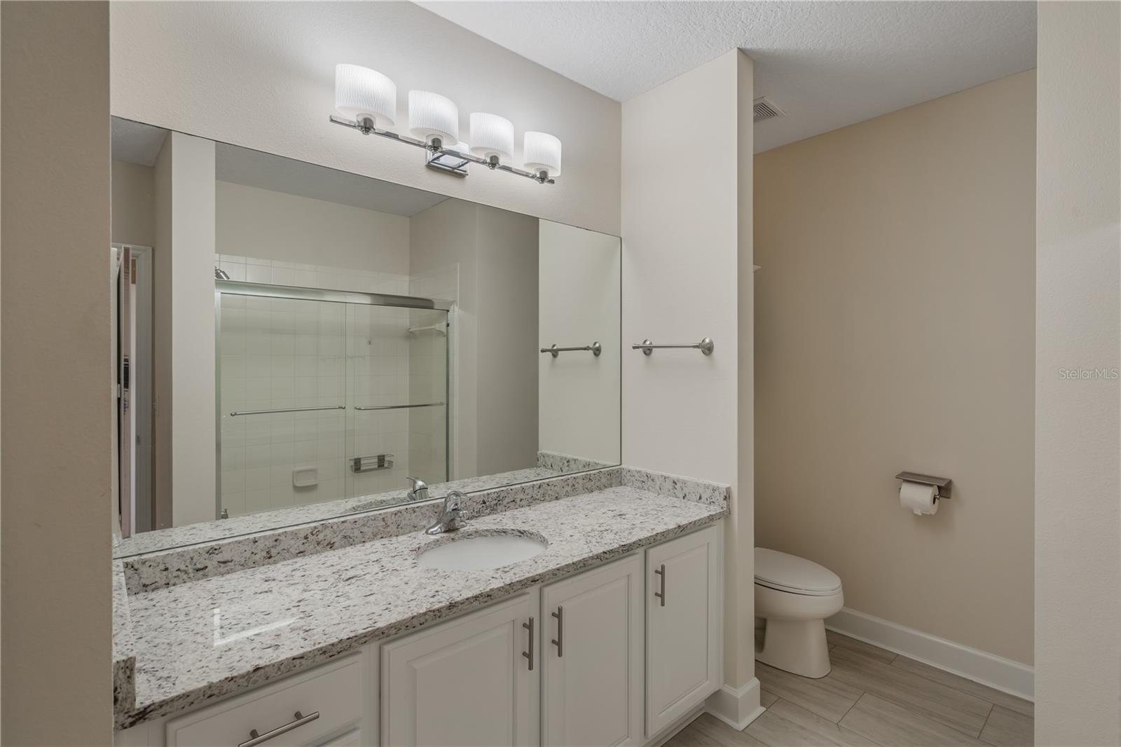 1231 Wright Cir #108 Property Photo 25
