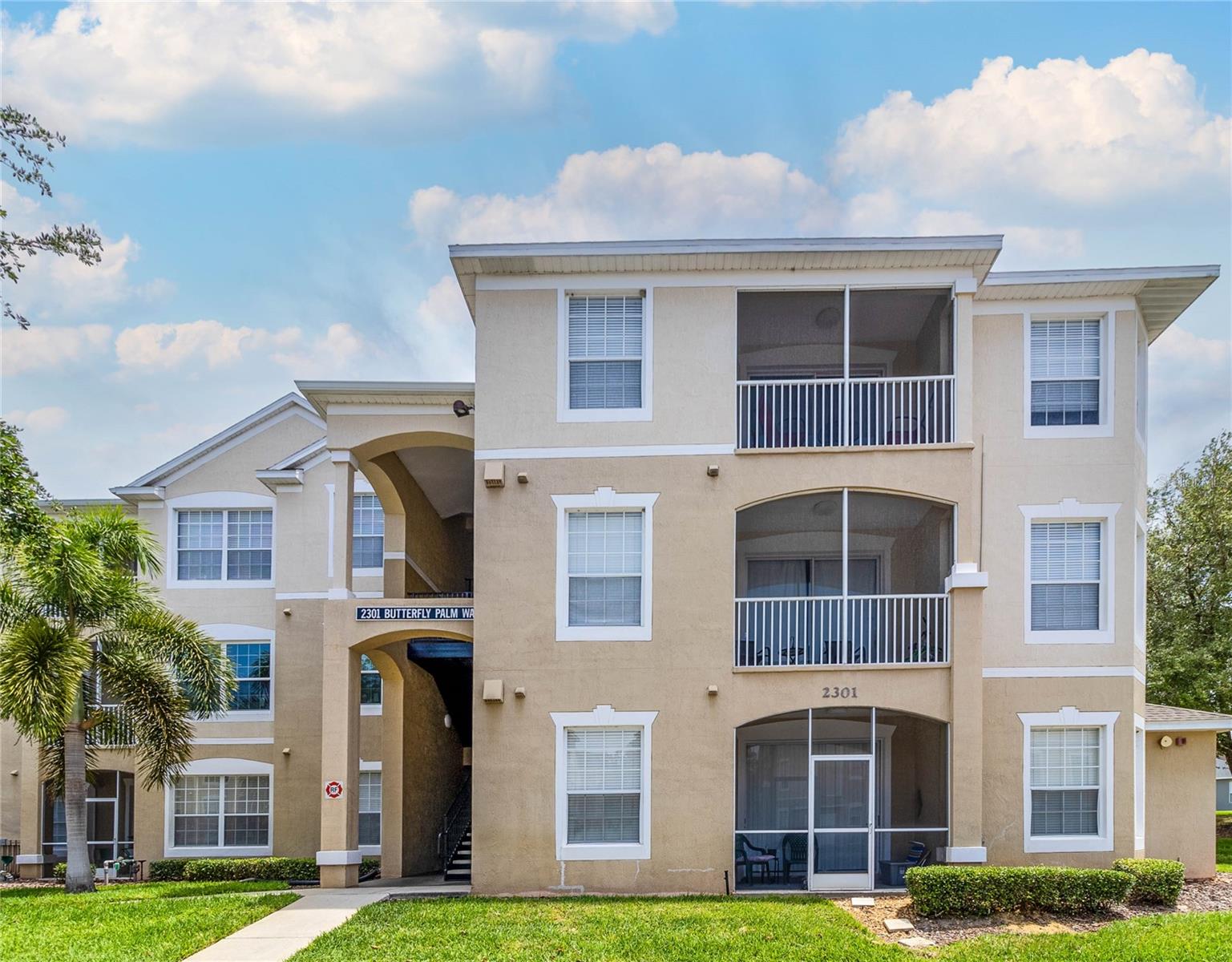 2301 BUTTERFLY PALM WAY #303 Property Photo 1