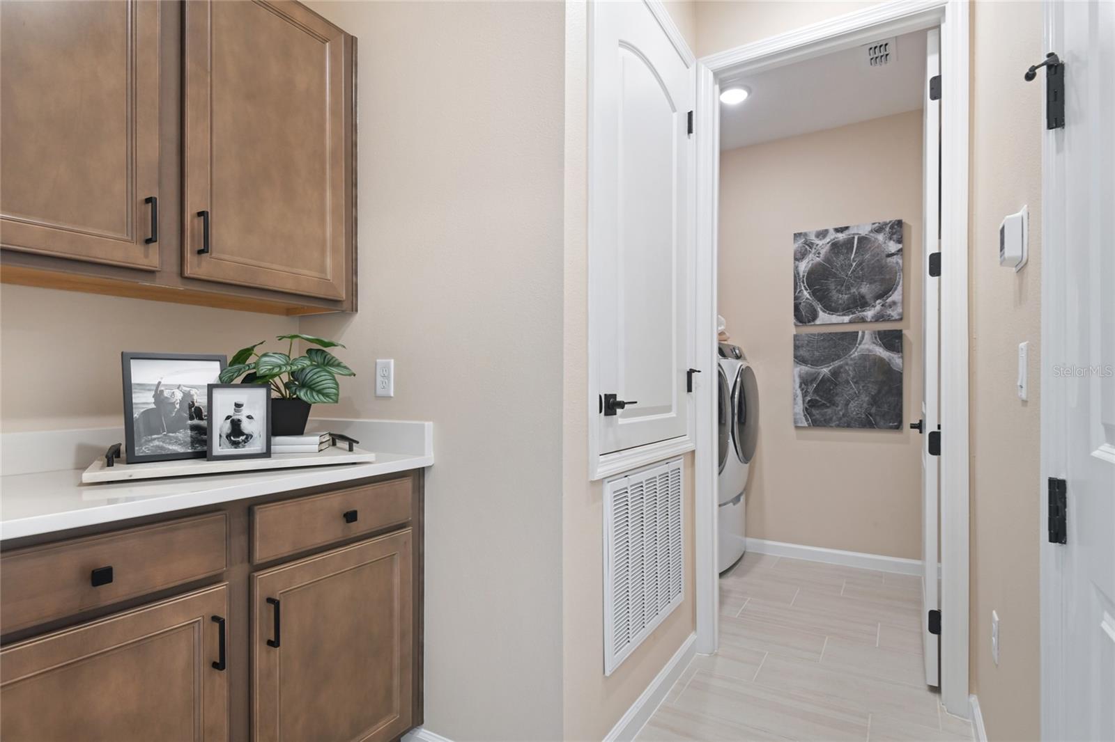 1034 Wisteria Way Property Photo 15