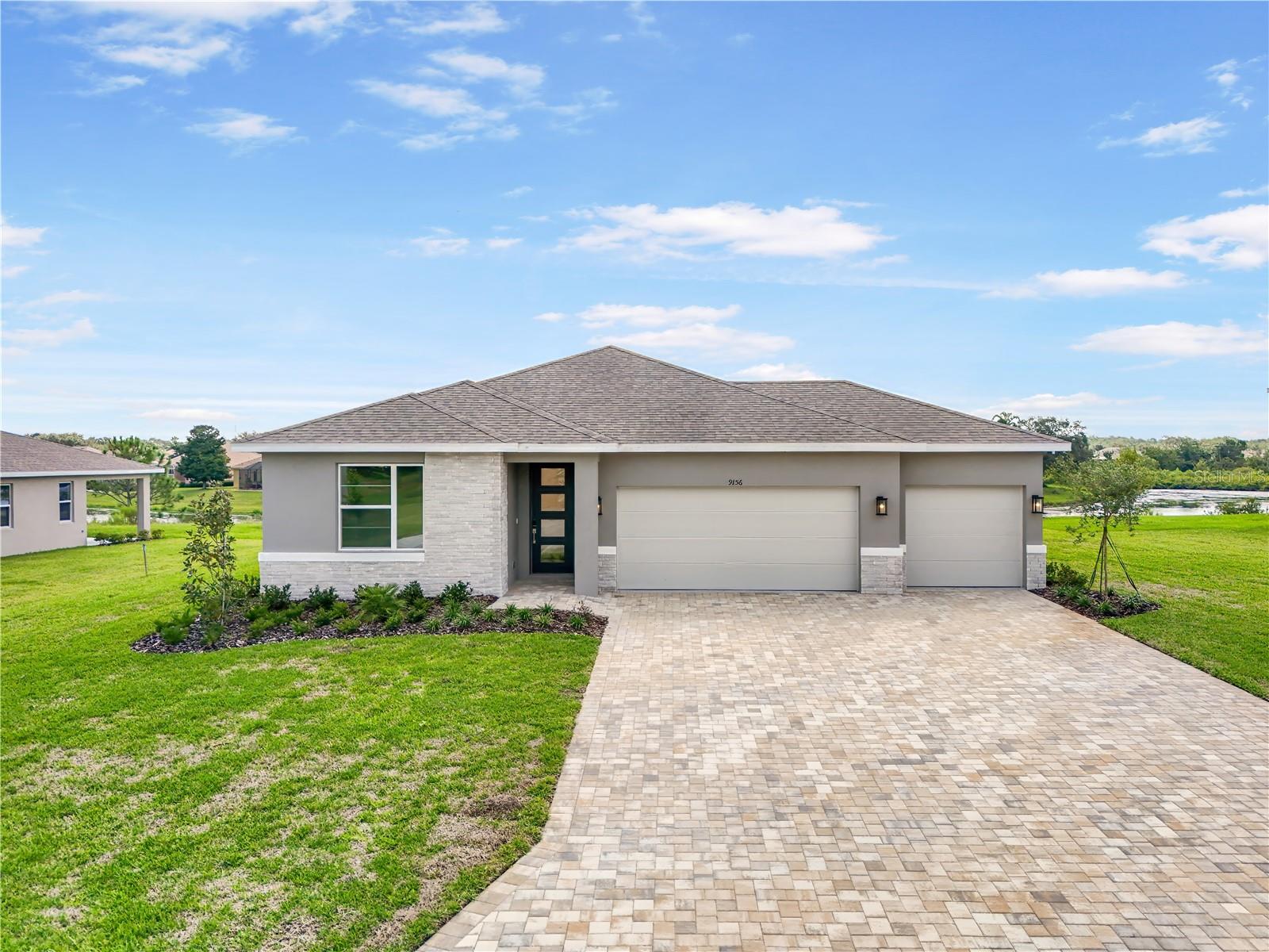 9156 Players Dr Property Photo 1