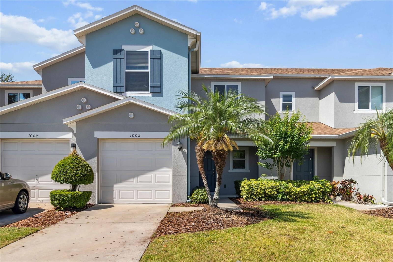 1002 Chalcedony St Property Photo