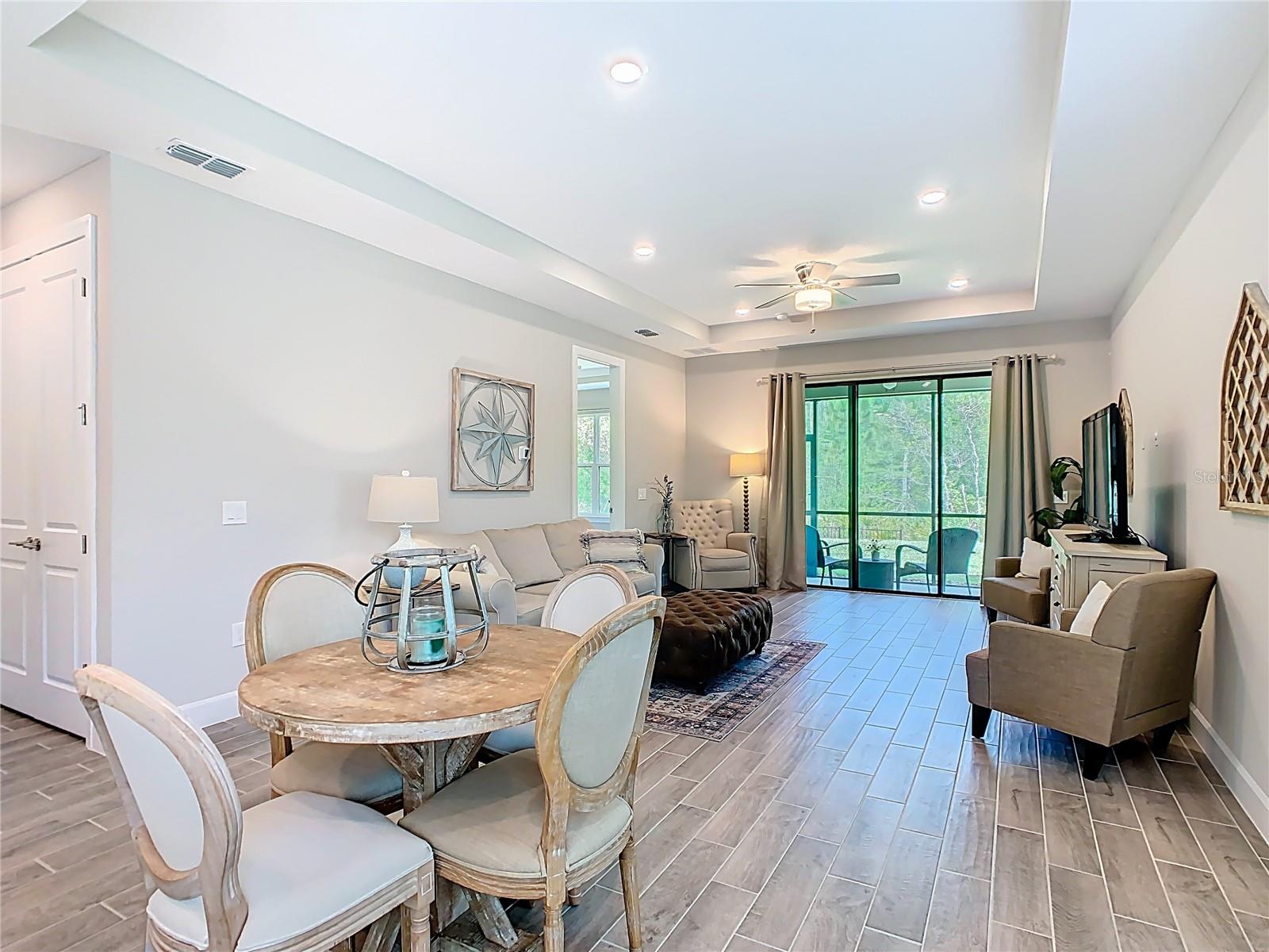 1029 Umbria Dr Property Photo 10