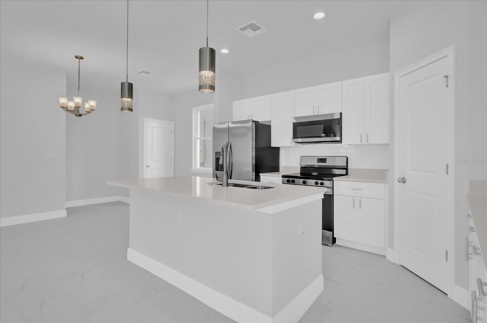 1251 Ash Tree Cv Property Photo 7