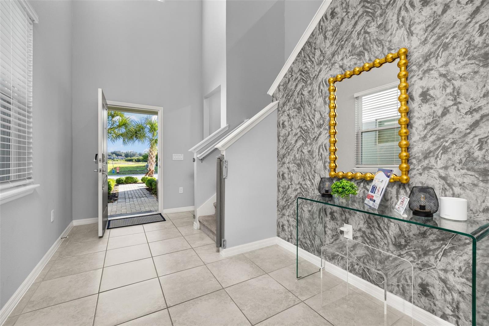 7184 Oakmoss Loop Property Photo 6