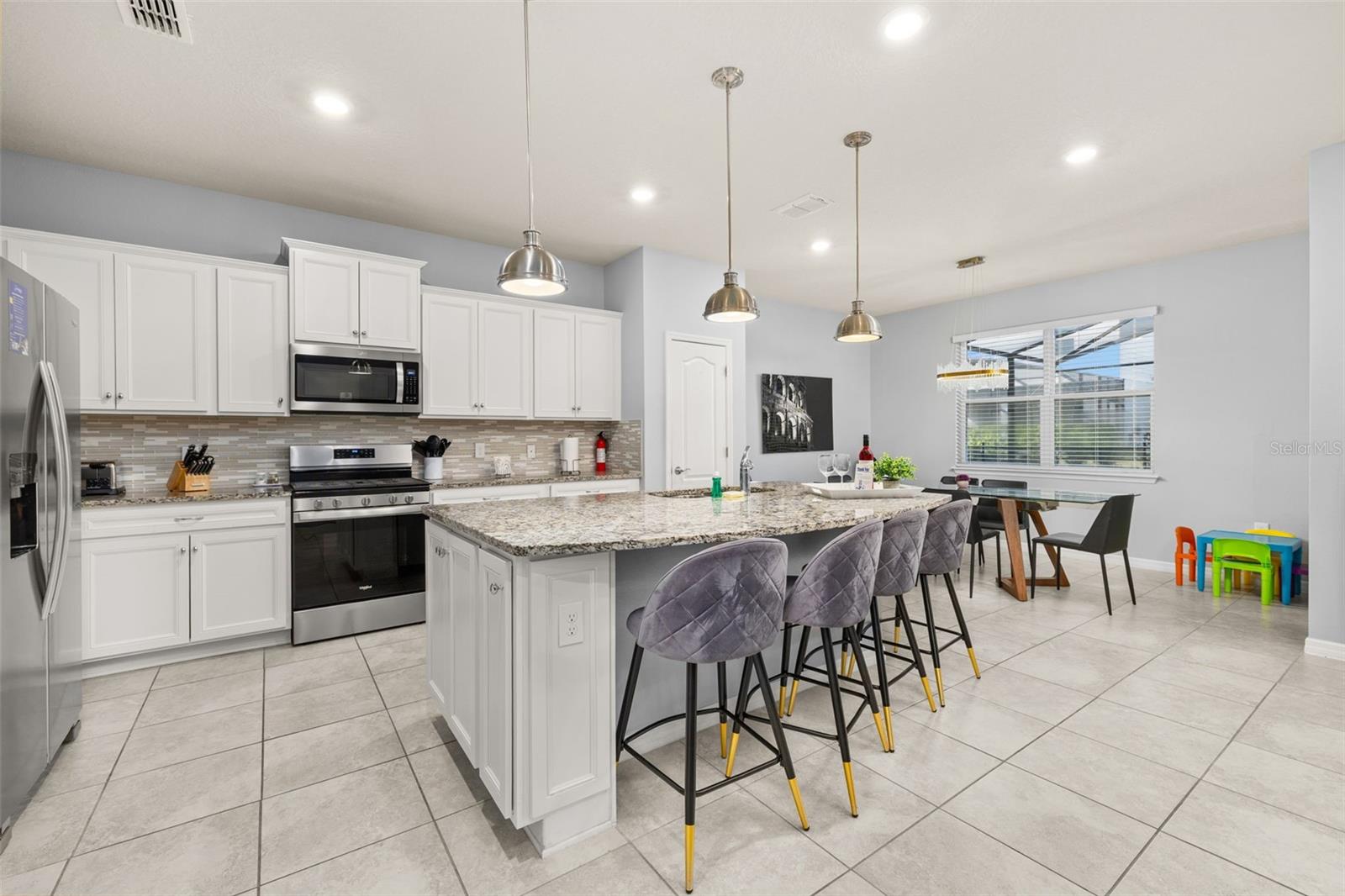 7184 Oakmoss Loop Property Photo 8