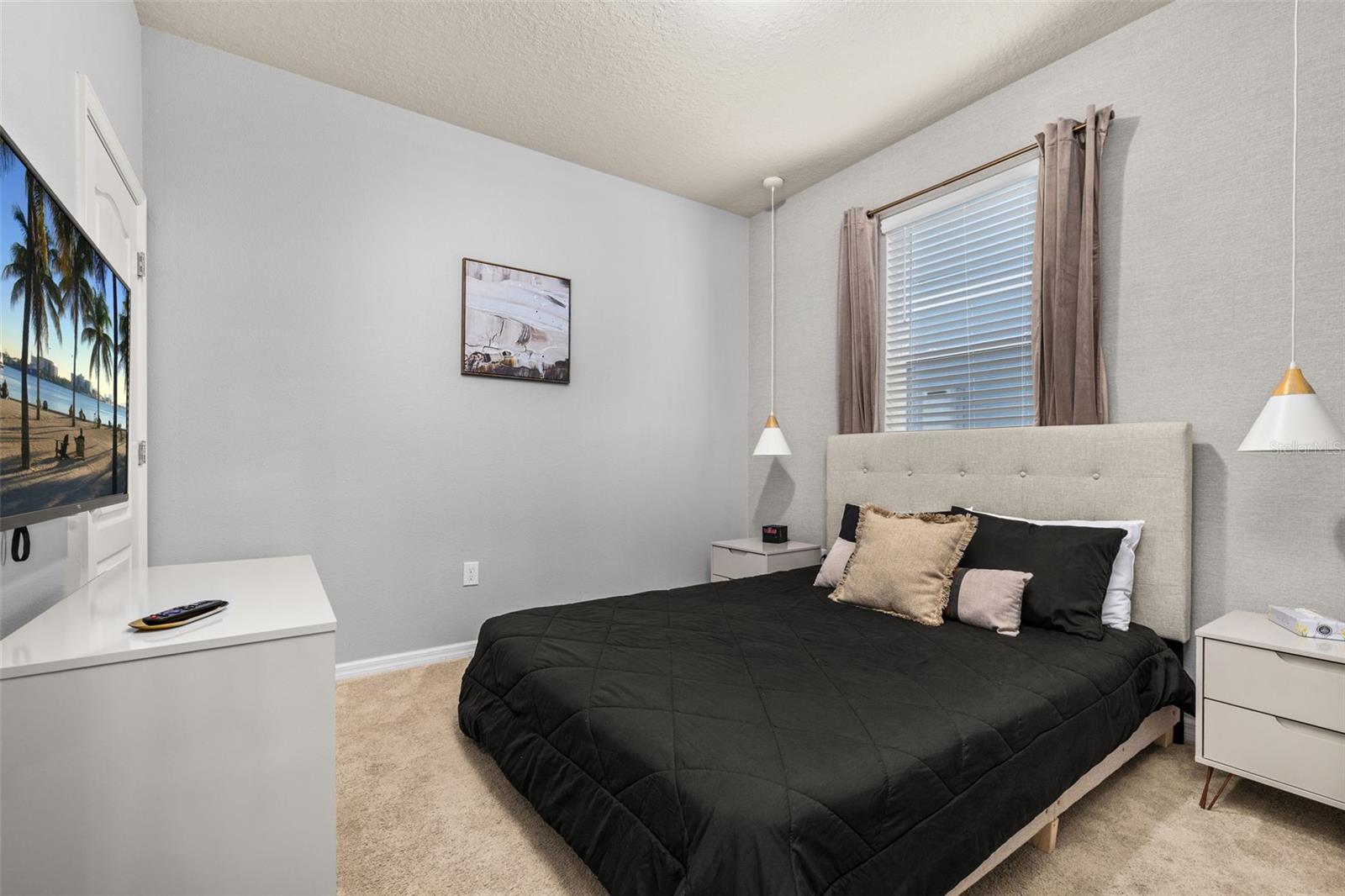 7184 Oakmoss Loop Property Photo 18