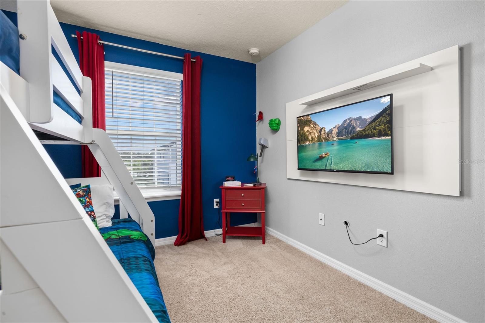 7184 Oakmoss Loop Property Photo 36