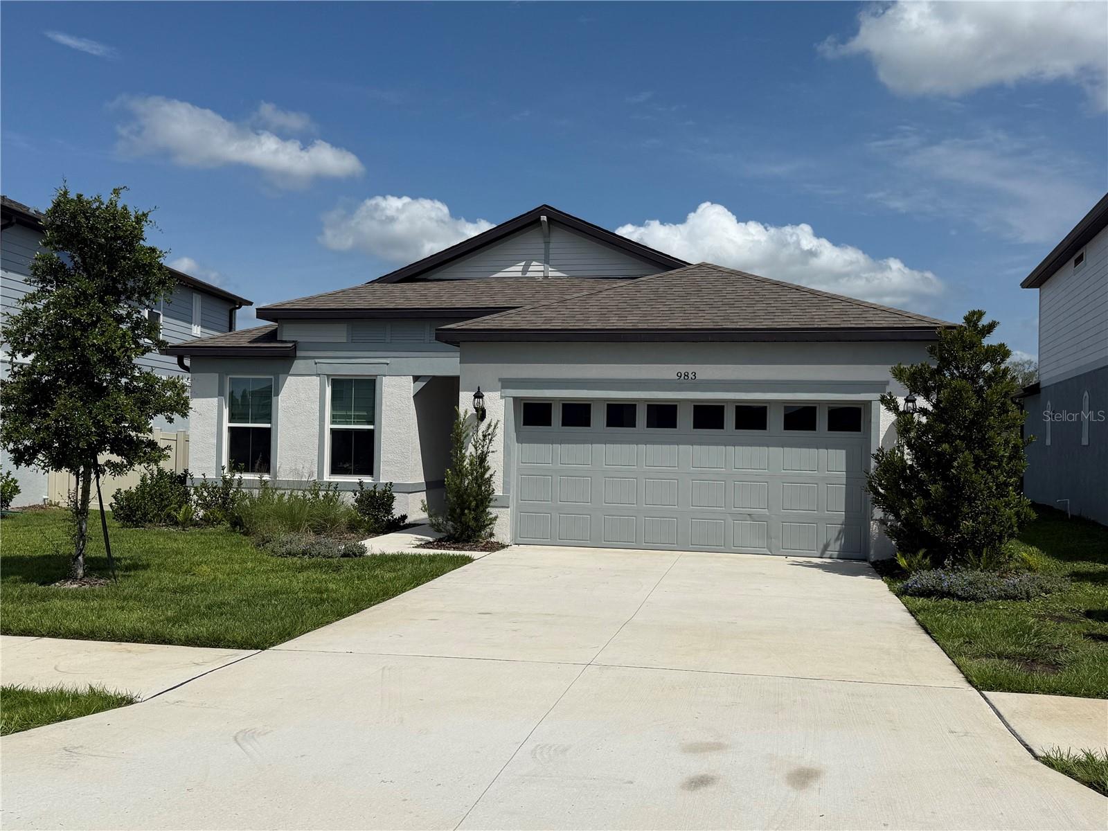983 Silverlake Blvd Property Photo