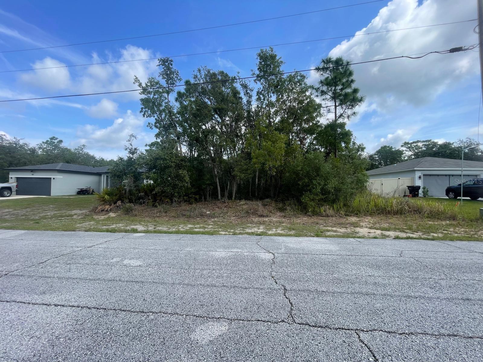 409 Mulberry Ct Property Photo 1