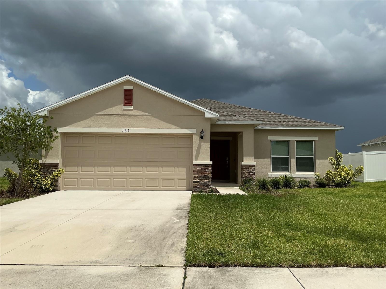 165 CITRINE LOOP Property Photo 1