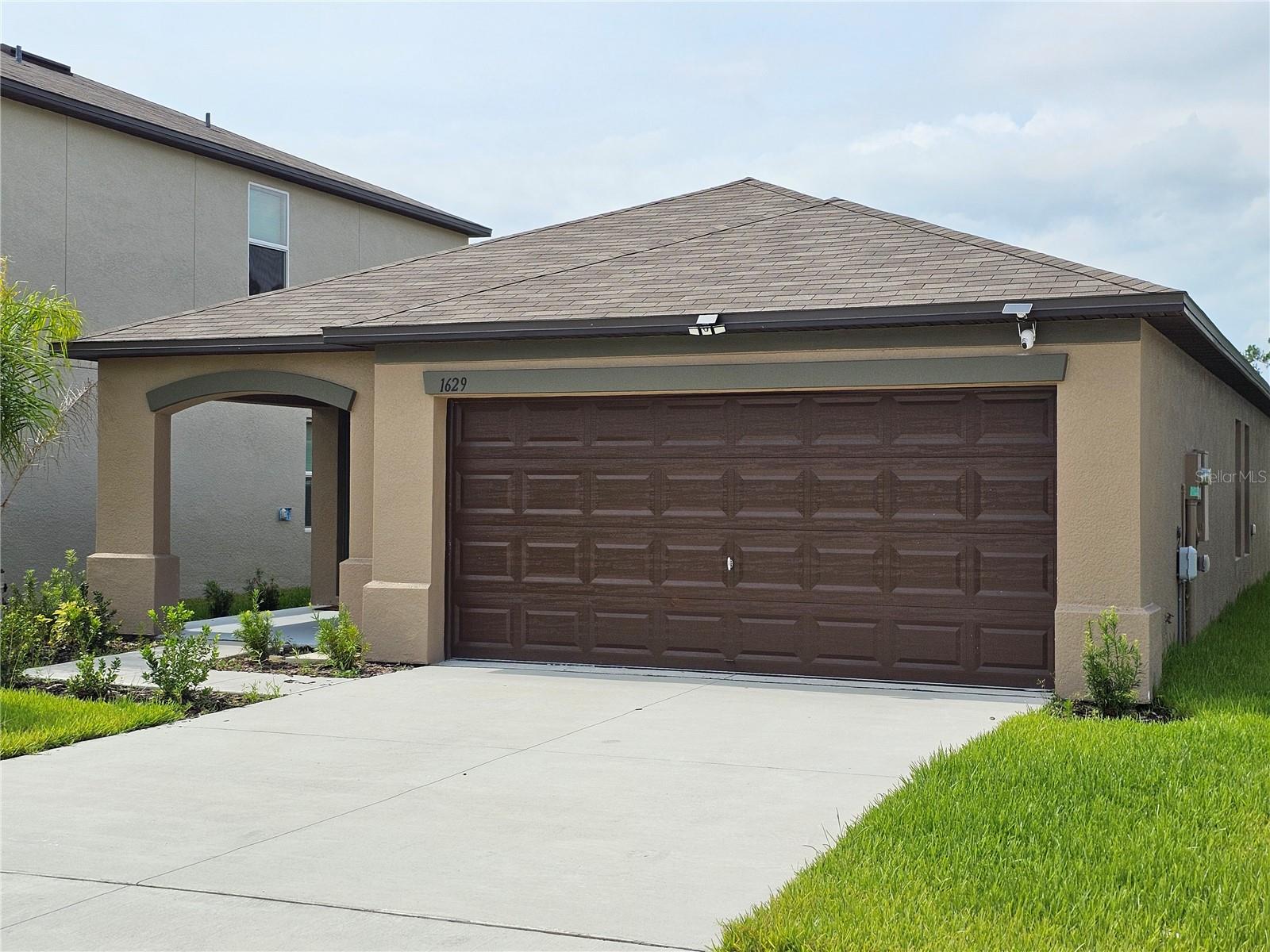1629 Yellow Trl Property Photo