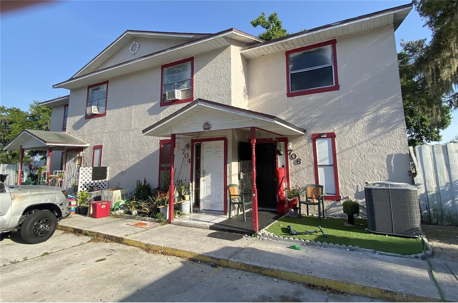 700 W Columbia Ave Property Photo