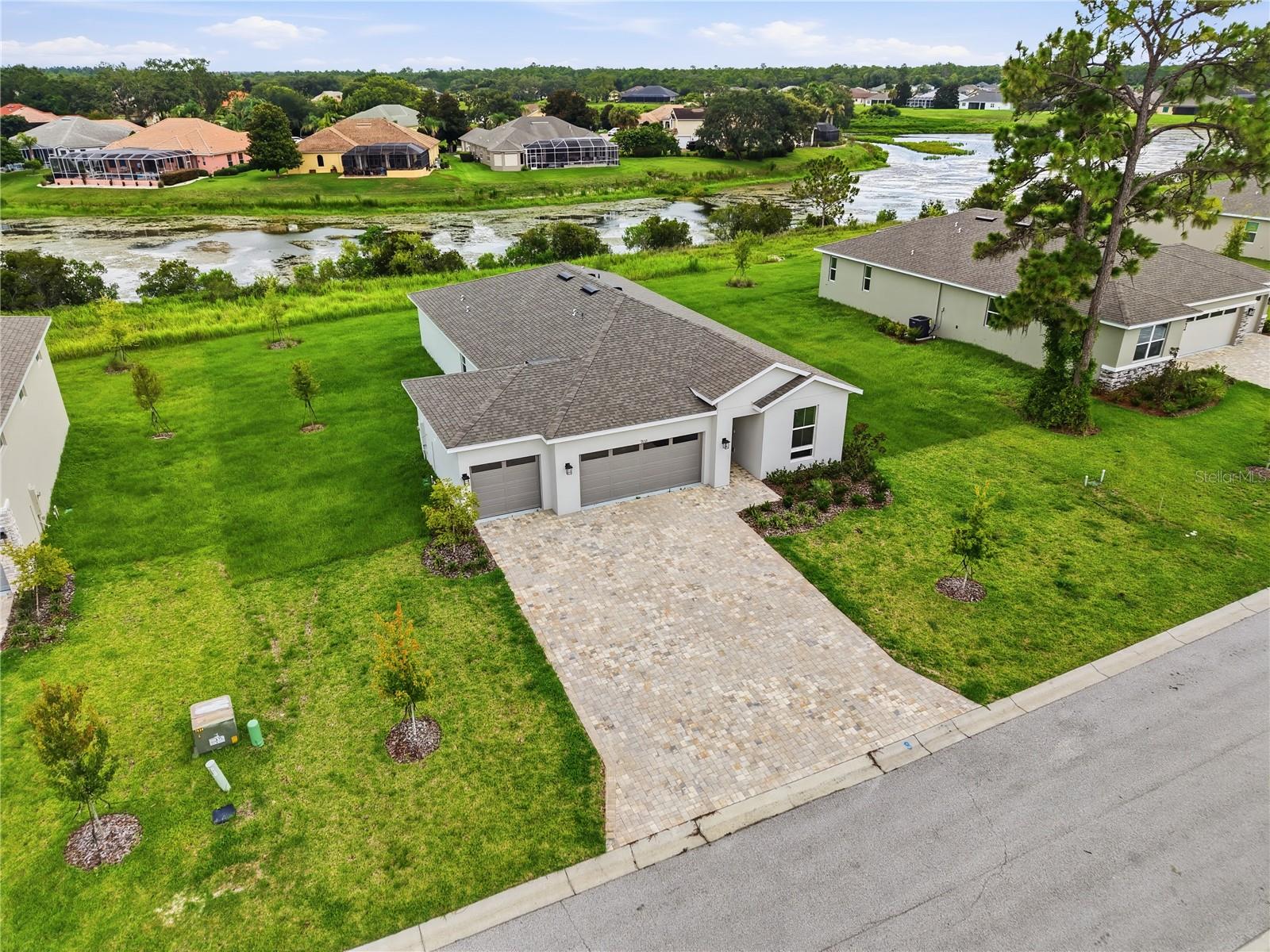 9210 Players Dr Property Photo 4