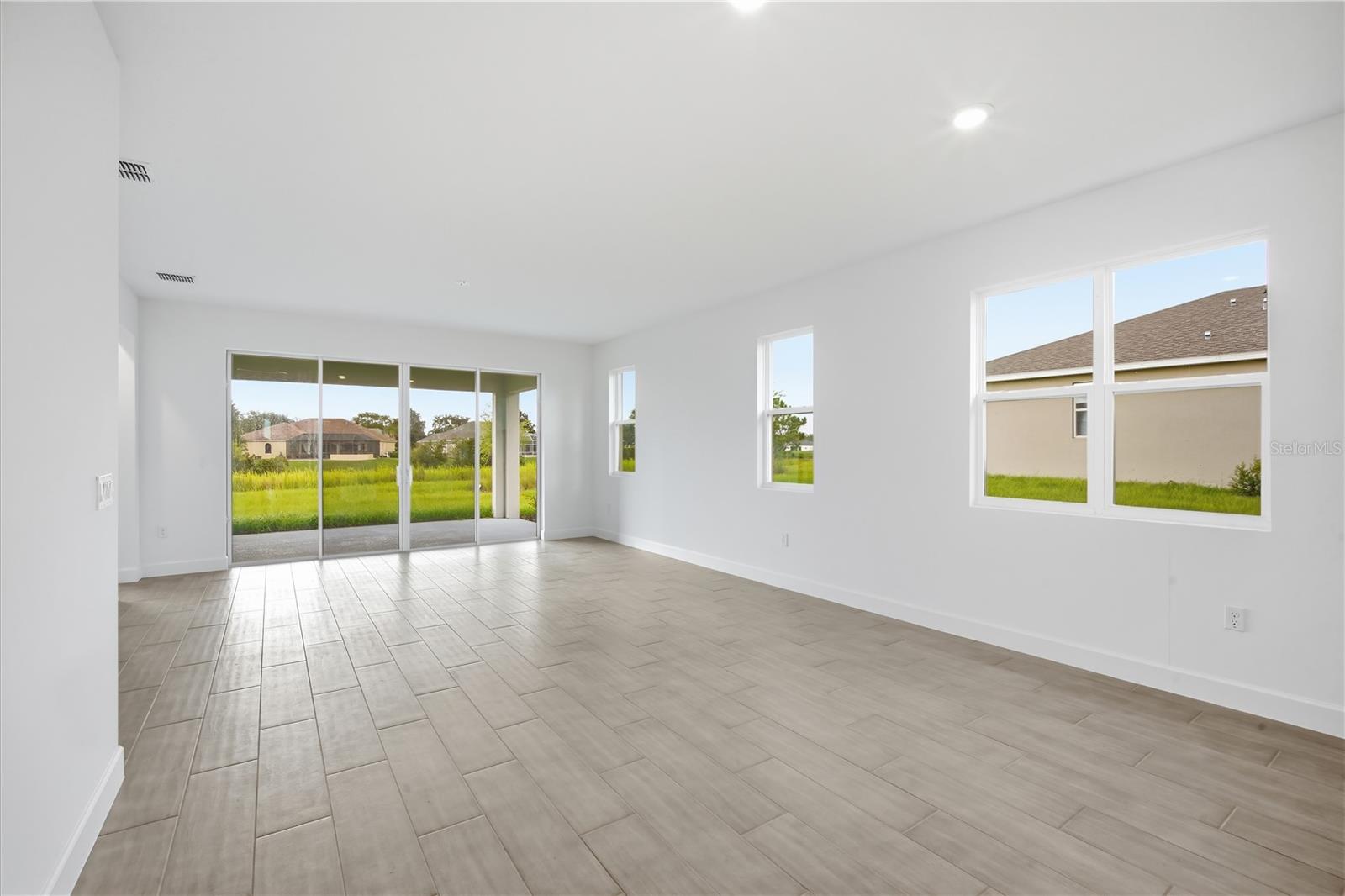 9210 Players Dr Property Photo 14