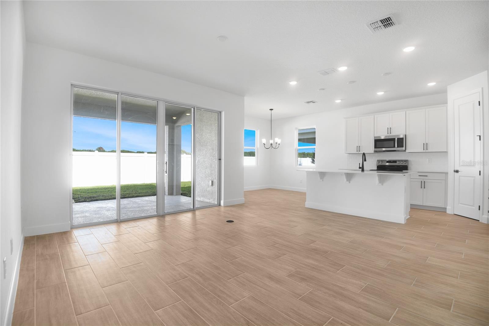 159 Waterstone Loop Property Photo 8