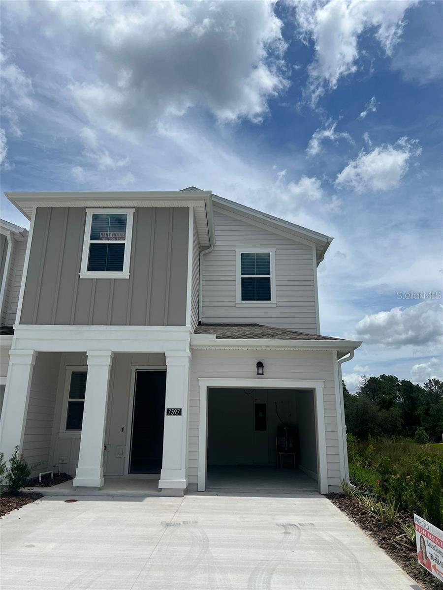 7597 STONE CREEK TRL Property Photo 1