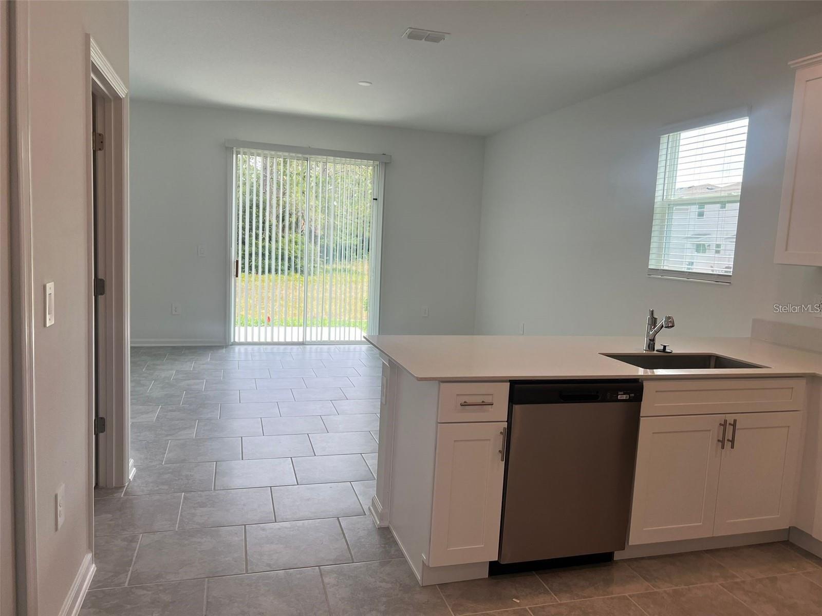 7597 Stone Creek Trl Property Photo 10