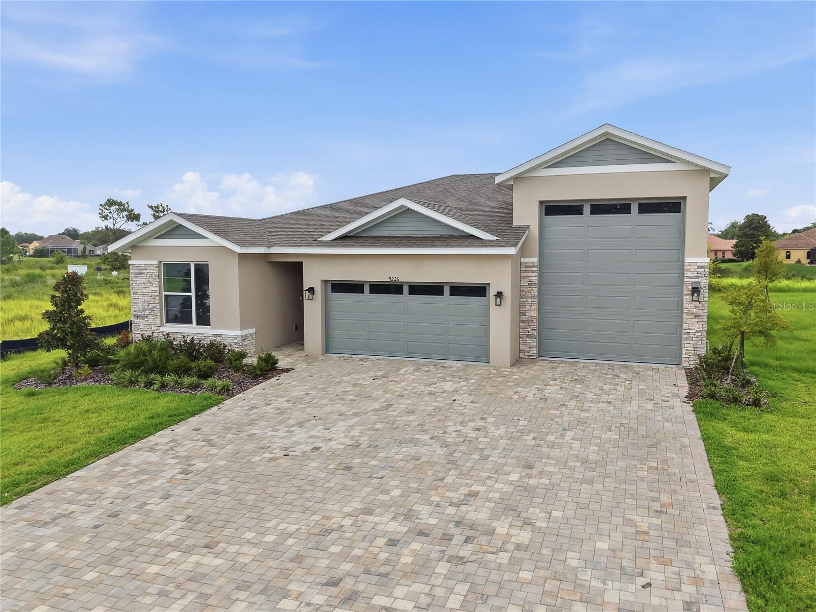 9226 Players Dr Property Photo 2