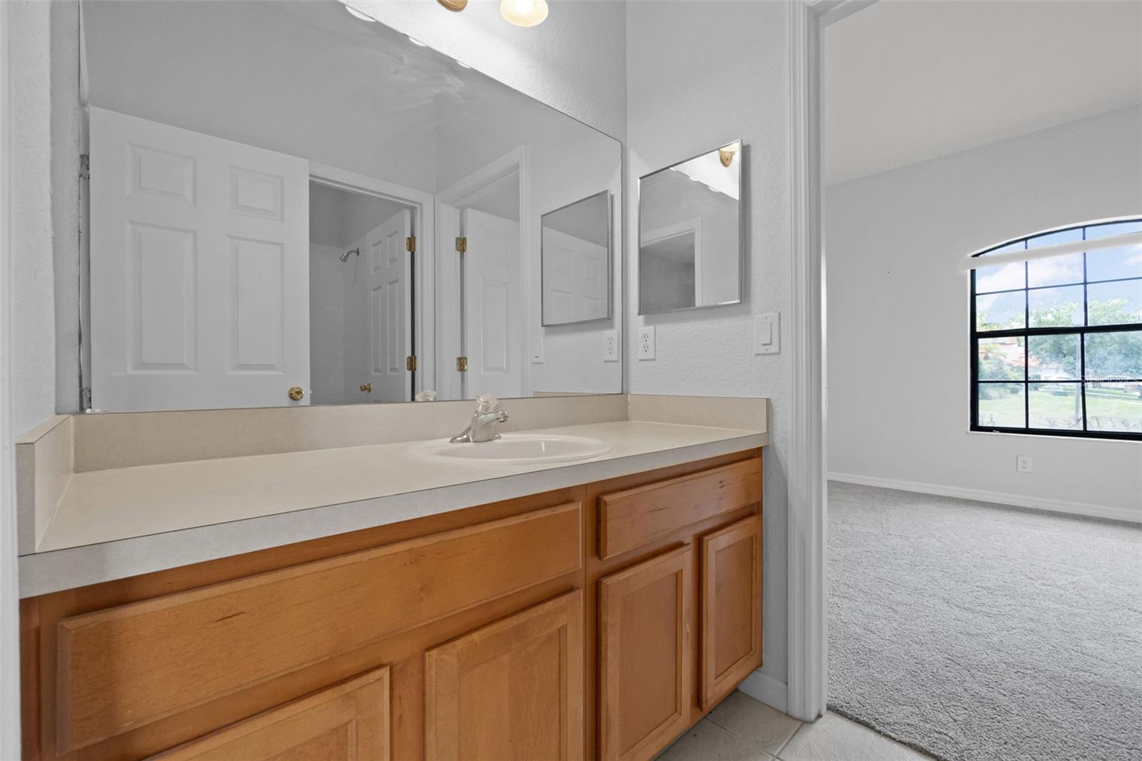 16614 Lazy Breeze Loop Property Photo 18
