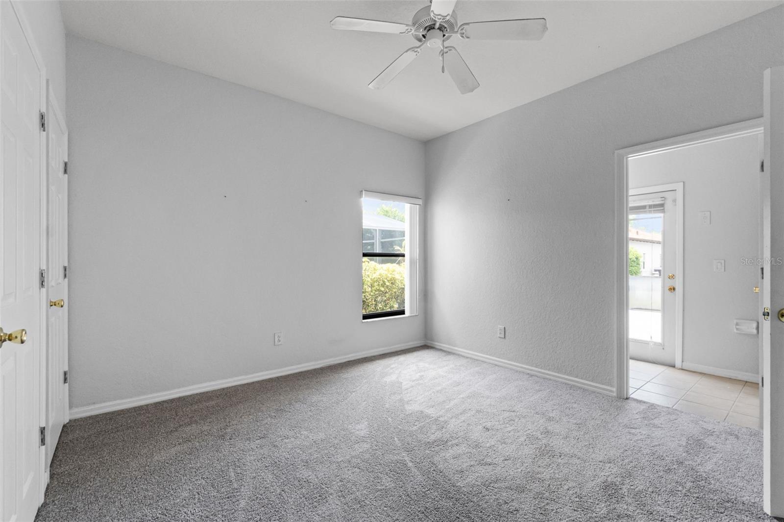 16614 Lazy Breeze Loop Property Photo 23