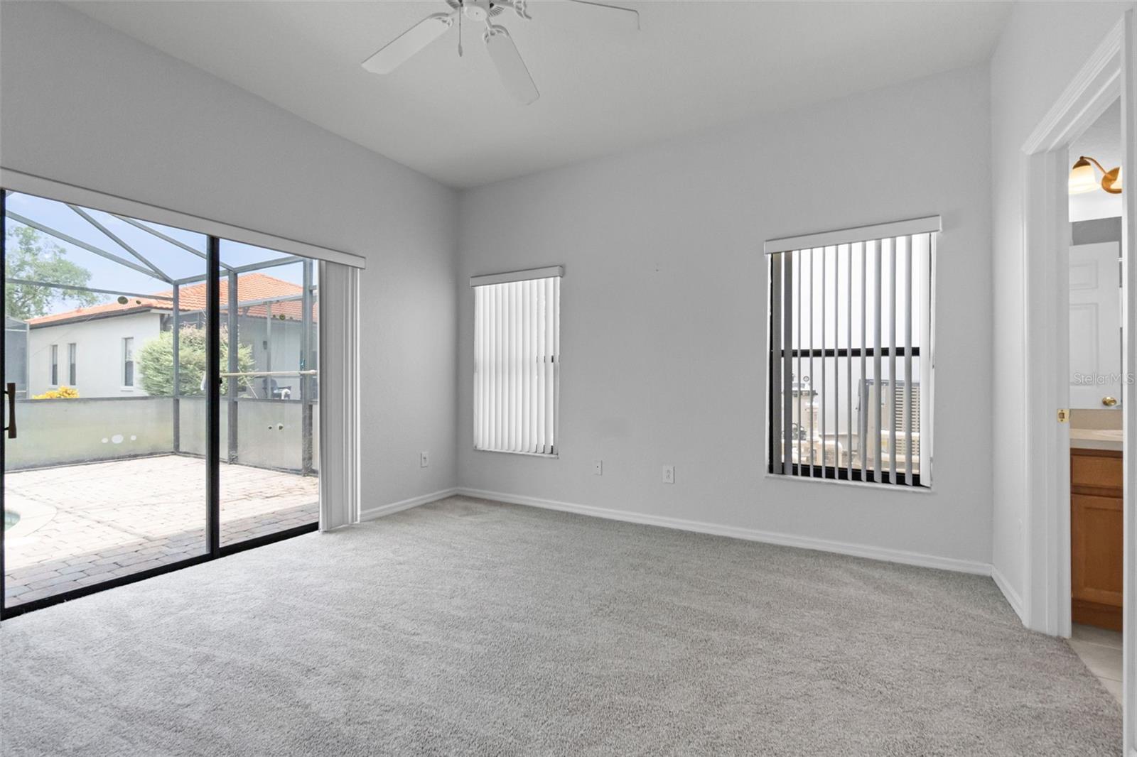 16614 Lazy Breeze Loop Property Photo 26