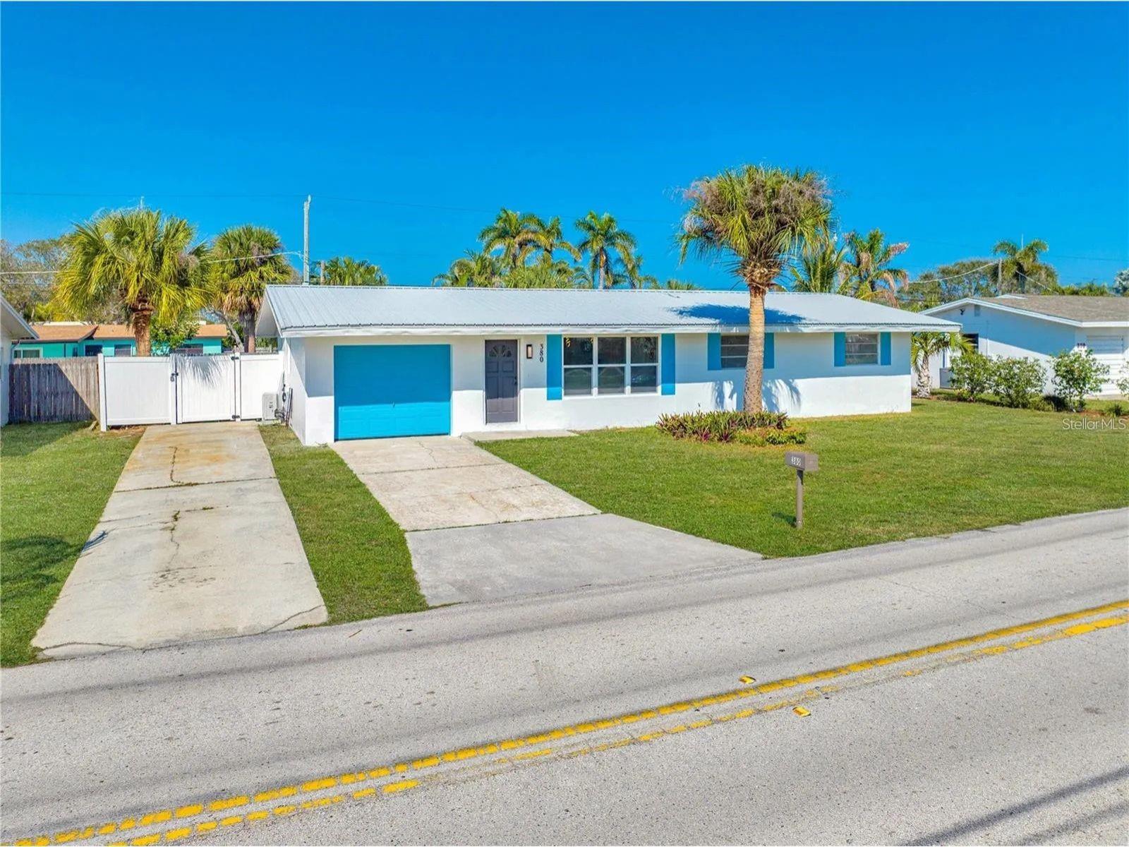 380 Cassia Blvd Property Photo 1
