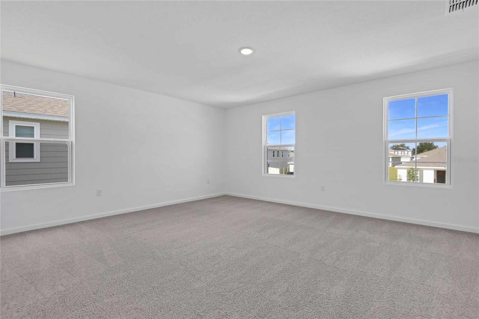 1022 Wisteria Way Property Photo 10