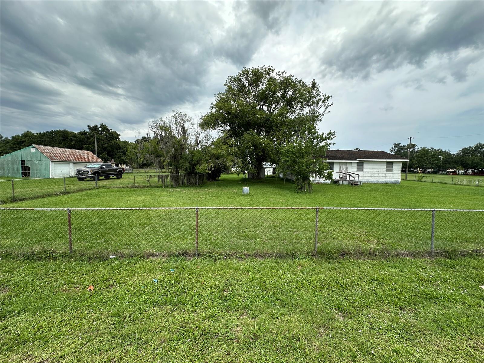 1886 Pleasant Hill Rd Property Photo 2