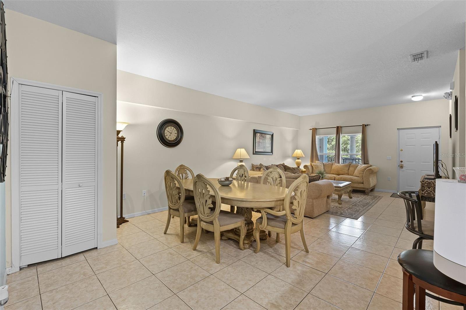 3111 Sun Lake Ct #b Property Photo 7