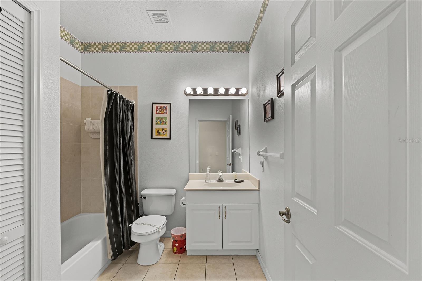 3111 Sun Lake Ct #b Property Photo 17