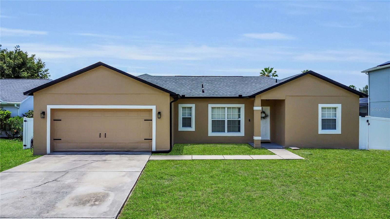 1118 SAINT TROPEZ CT Property Photo 1