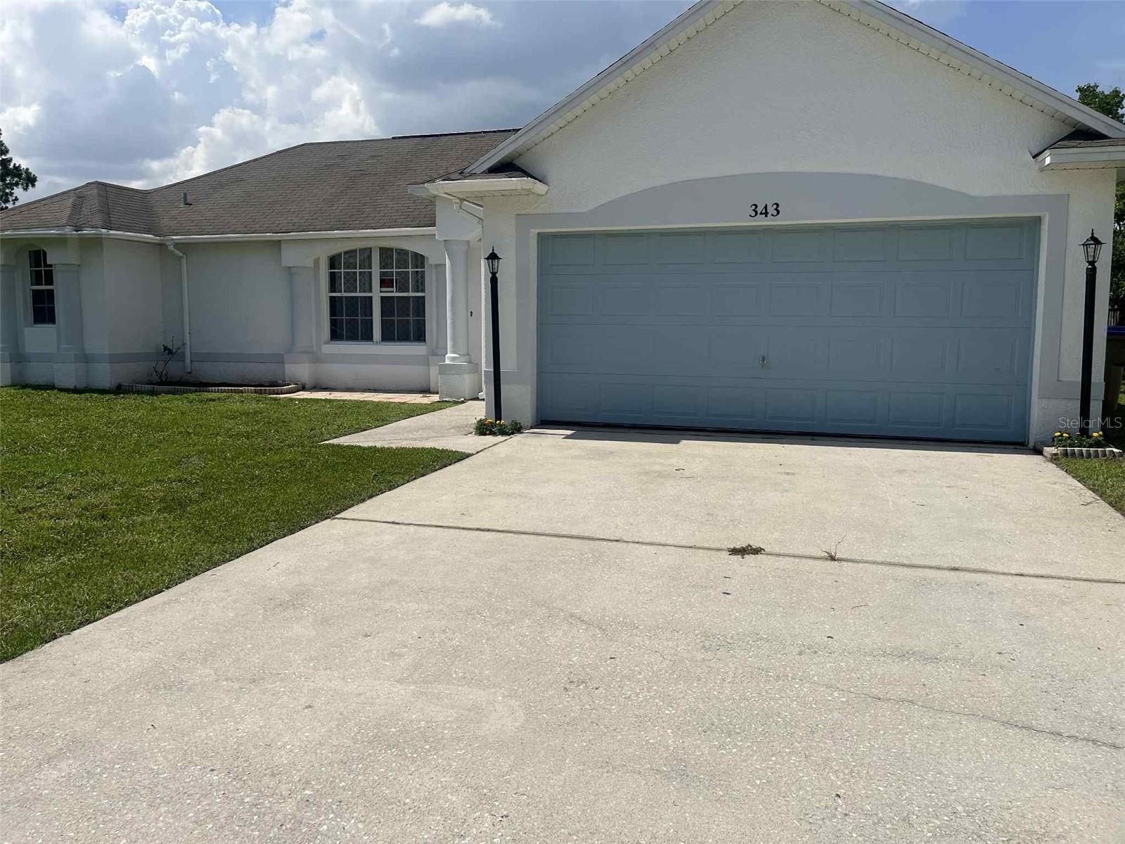 343 Marquee Dr Property Photo 1