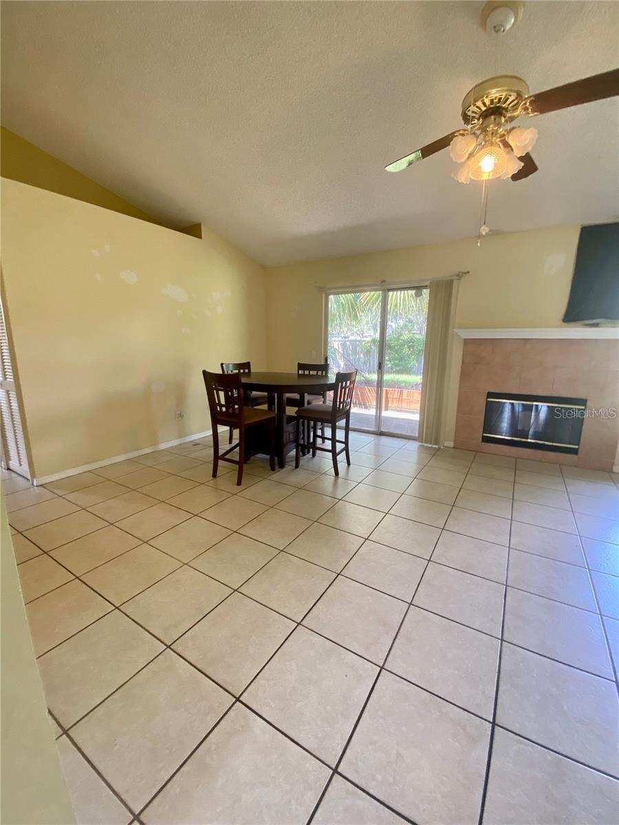 5230 Clarion Oaks Dr Property Photo 6