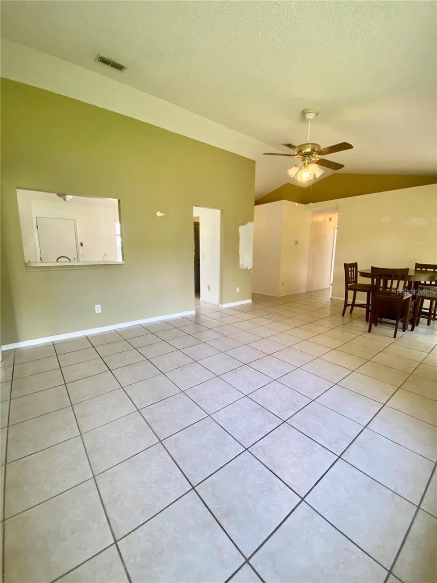 5230 Clarion Oaks Dr Property Photo 9