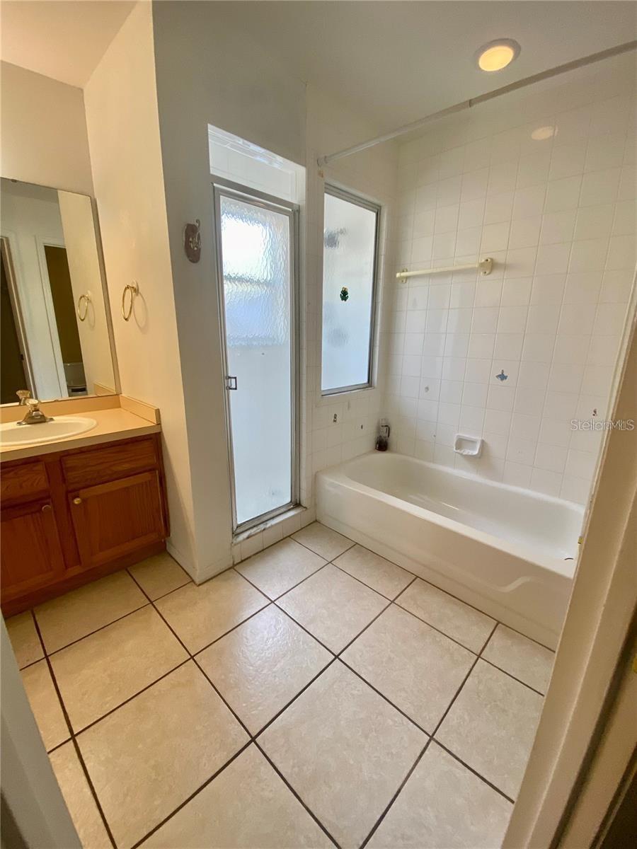 5230 Clarion Oaks Dr Property Photo 18