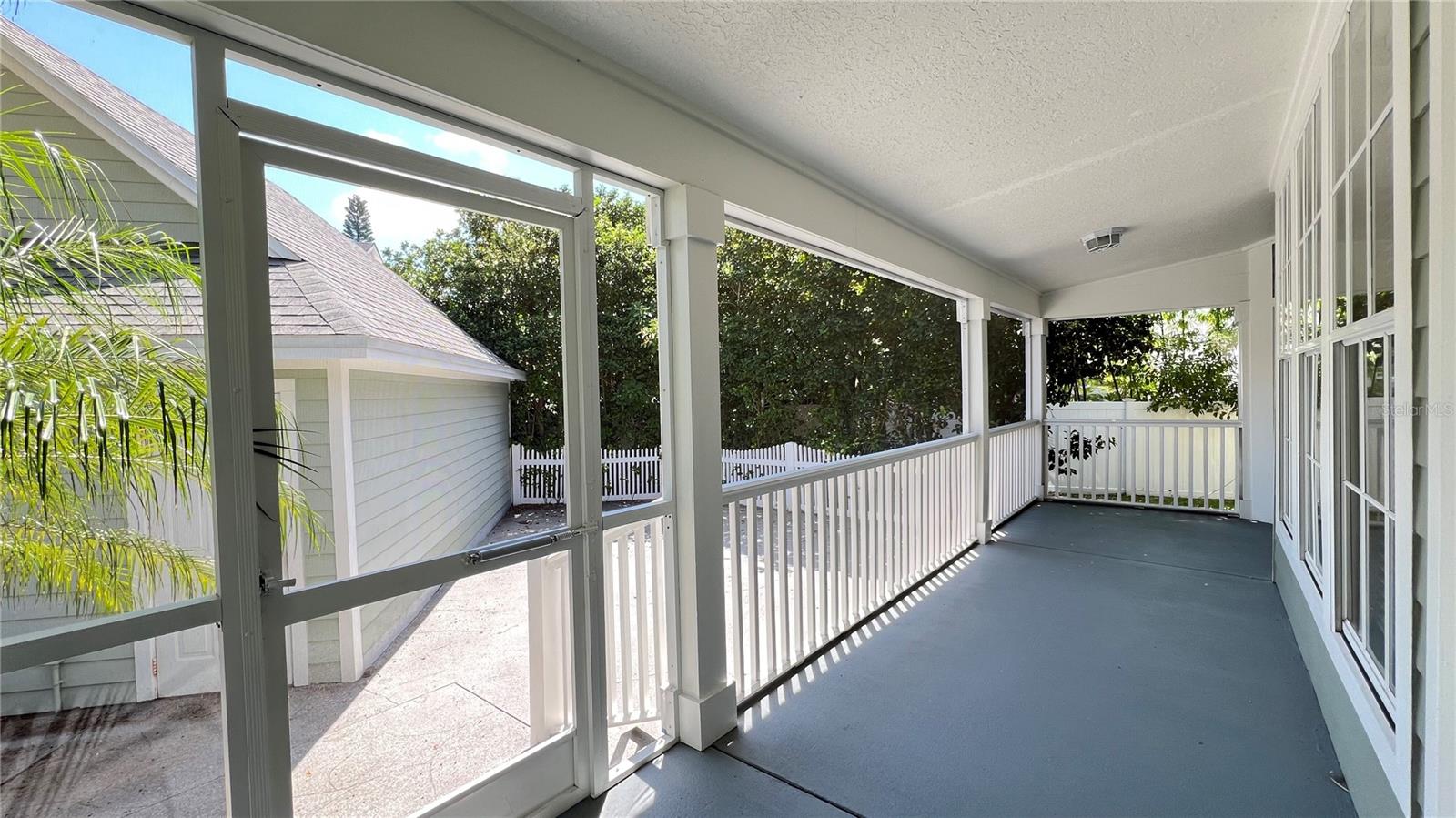 934 Westpark Dr Property Photo 74