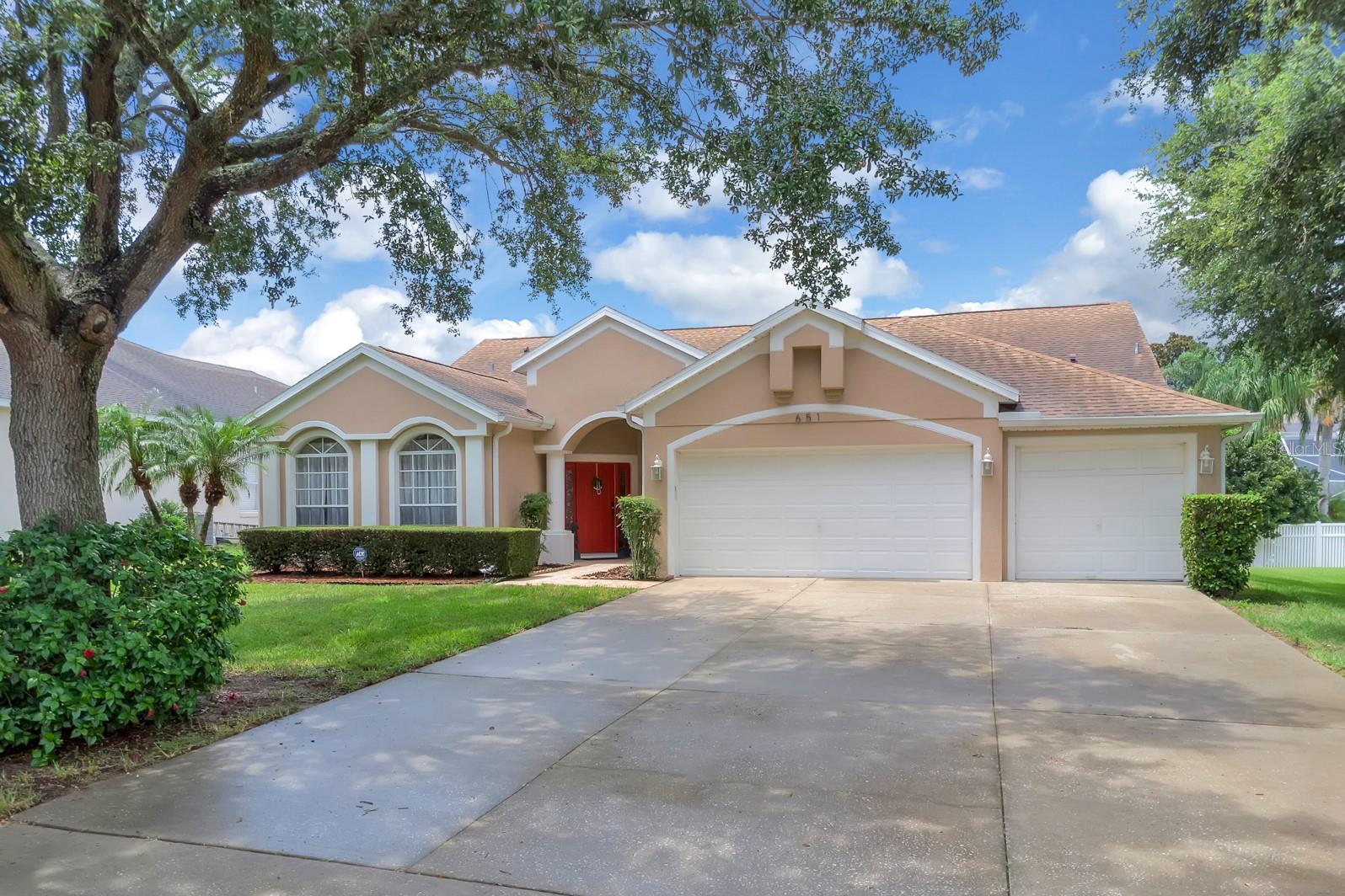 651 Regina Cir Property Photo 1
