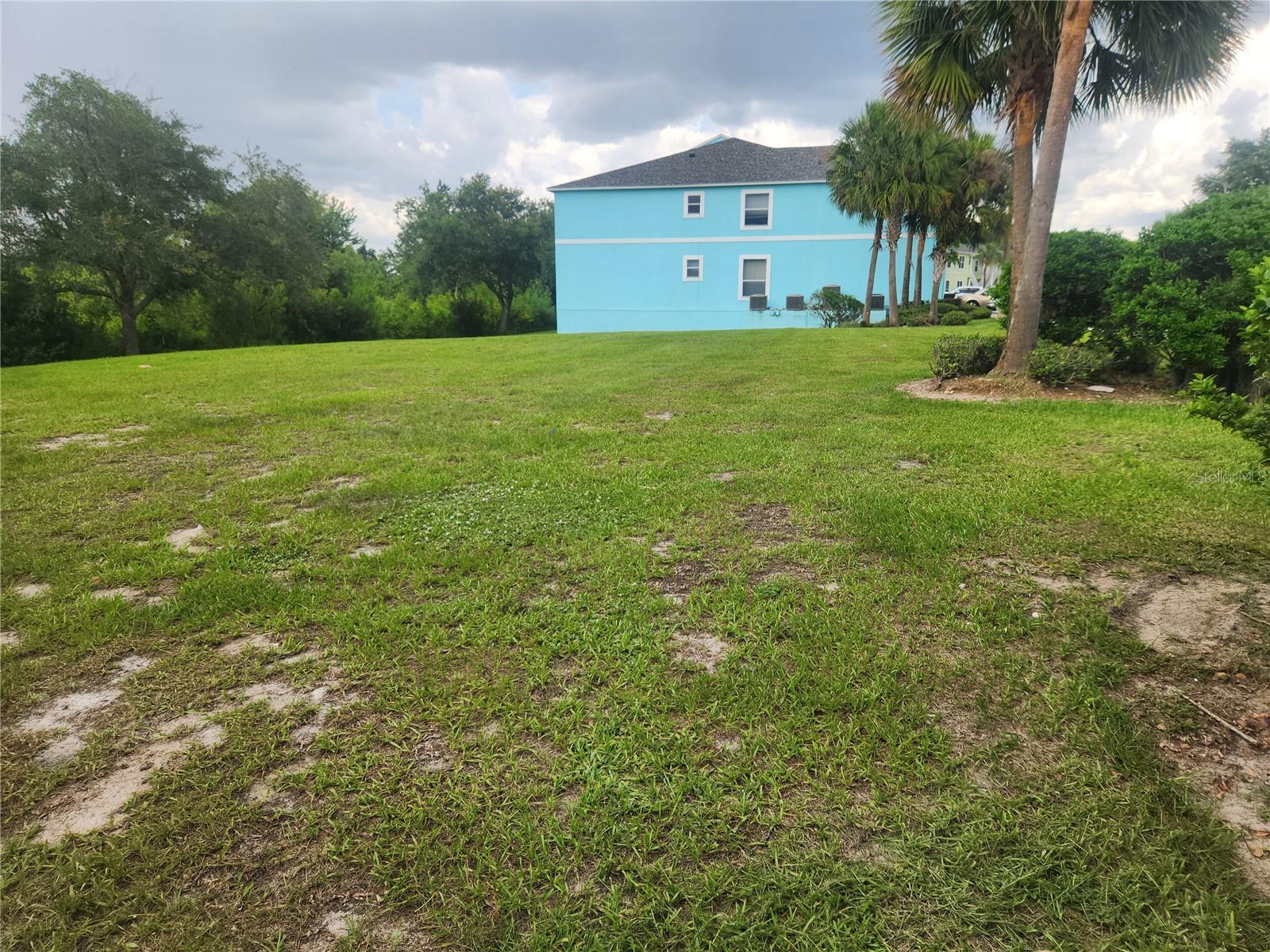 3134 Sun Lake Ct #b Property Photo 2