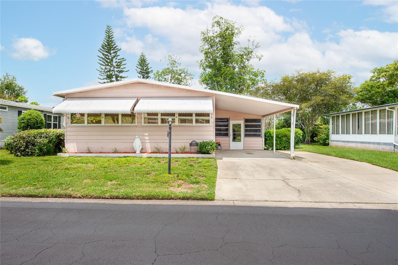 2542 LONGPINE LN Property Photo 1