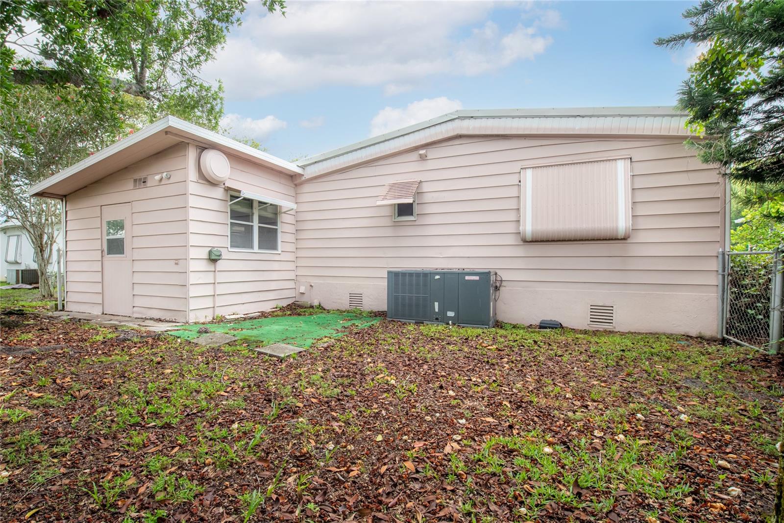2542 Longpine Ln Property Photo 27